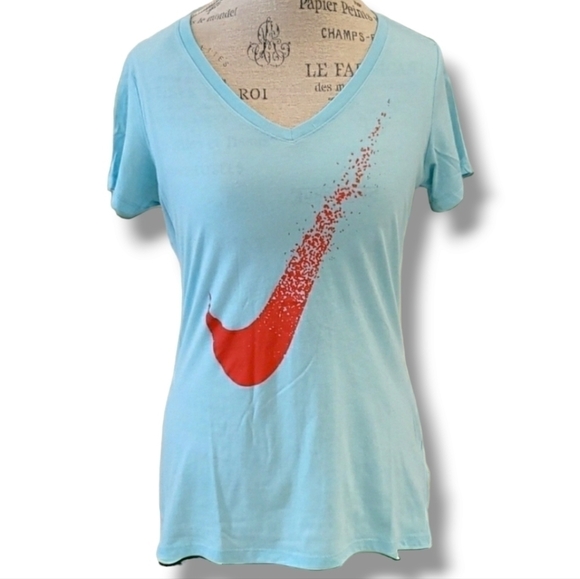 Nike Tops - Nike Blue Slim Fit V-Neck Short Sleeve T-Shirt - Size Large